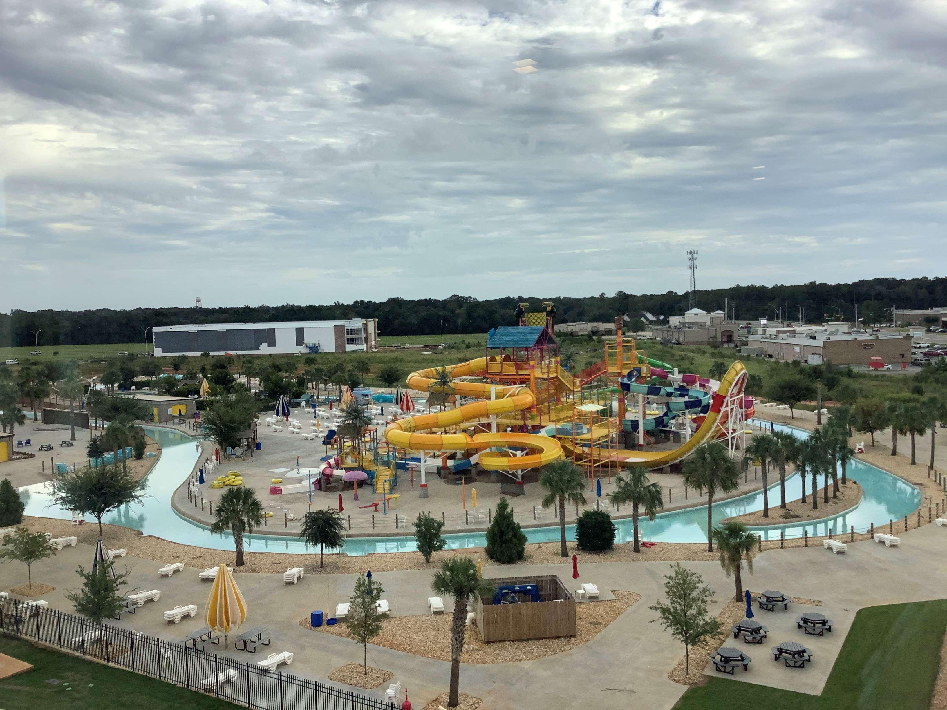 Best Western Plus Executive Residency Rigby'S Water World Hotel Warner Robins Exterior photo